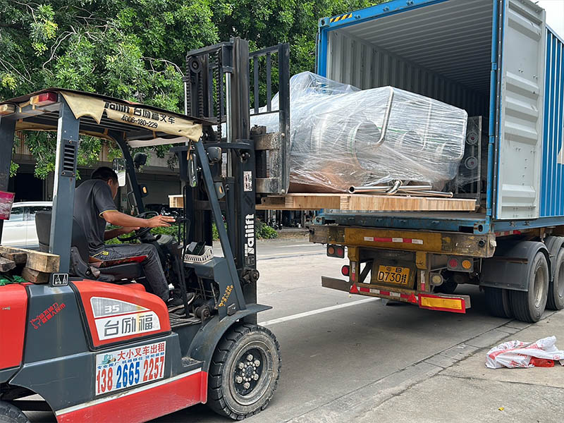 Exportaci&oacute;n de equipos de tratamiento de agua a Rusia.