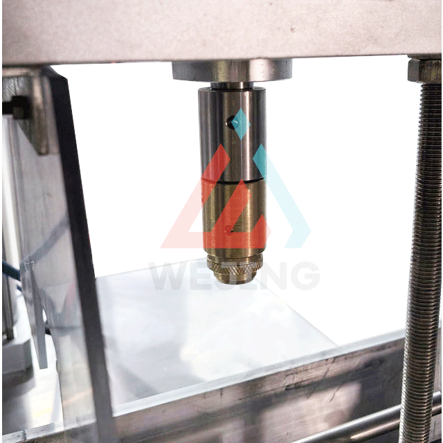 Sistema de inflado de la m&aacute;quina llenadora de aerosoles.