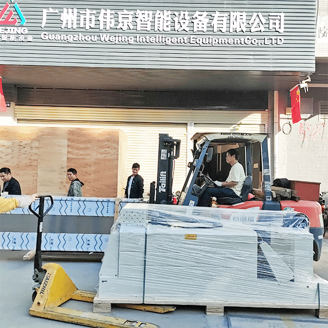 ¡Ganando clientes ugandeses con fuerza y ​​credibilidad, completando con éxito el envío de pedidos!