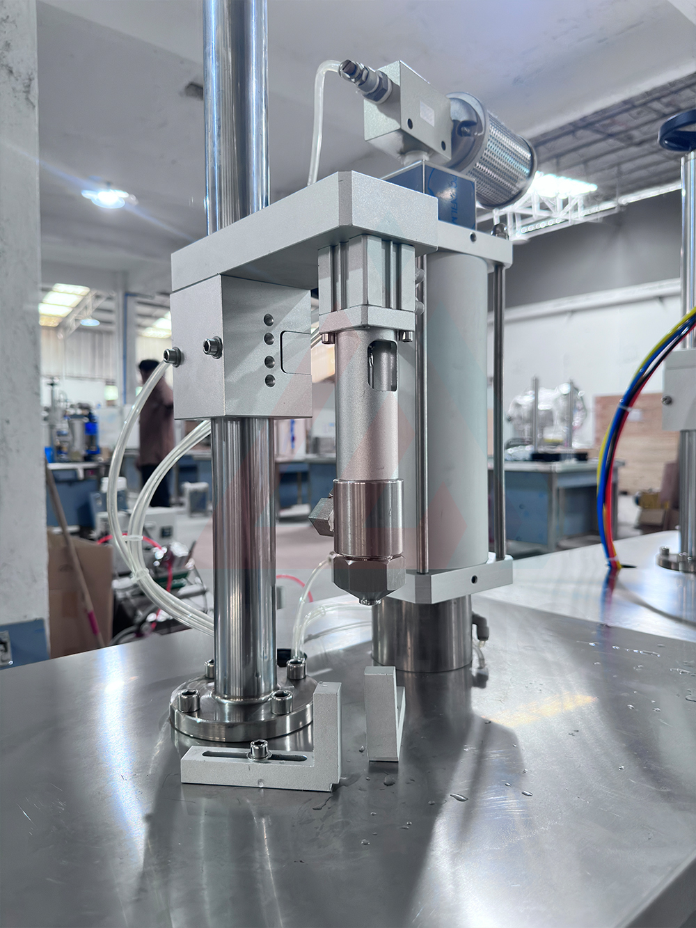 Máquina semiautomática de aerosol y enggro Fatory