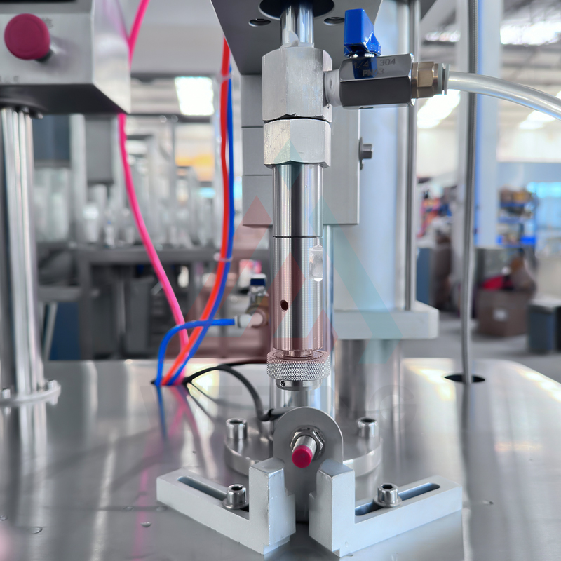 Máquina engarzadora exterior de llenado de latas de aerosol BOV pequeña WJERZ-150 