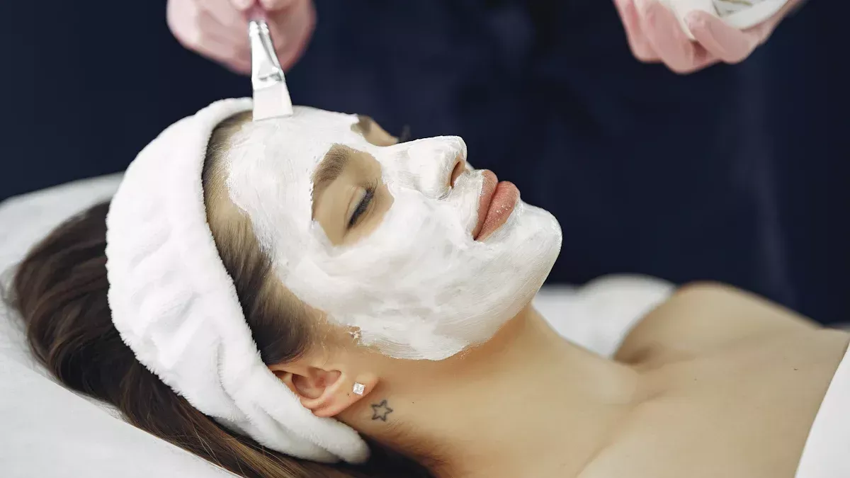 Cómo usar una mascarilla facial: 6 errores a evitar