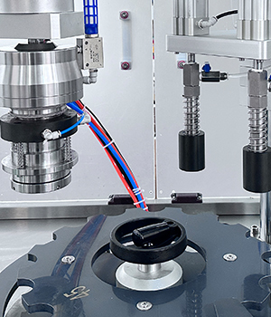 M&aacute;quina de llenado autom&aacute;tico de aerosol BoV (1)