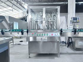 4.M&aacute;quina de llenado de gas y sellado 