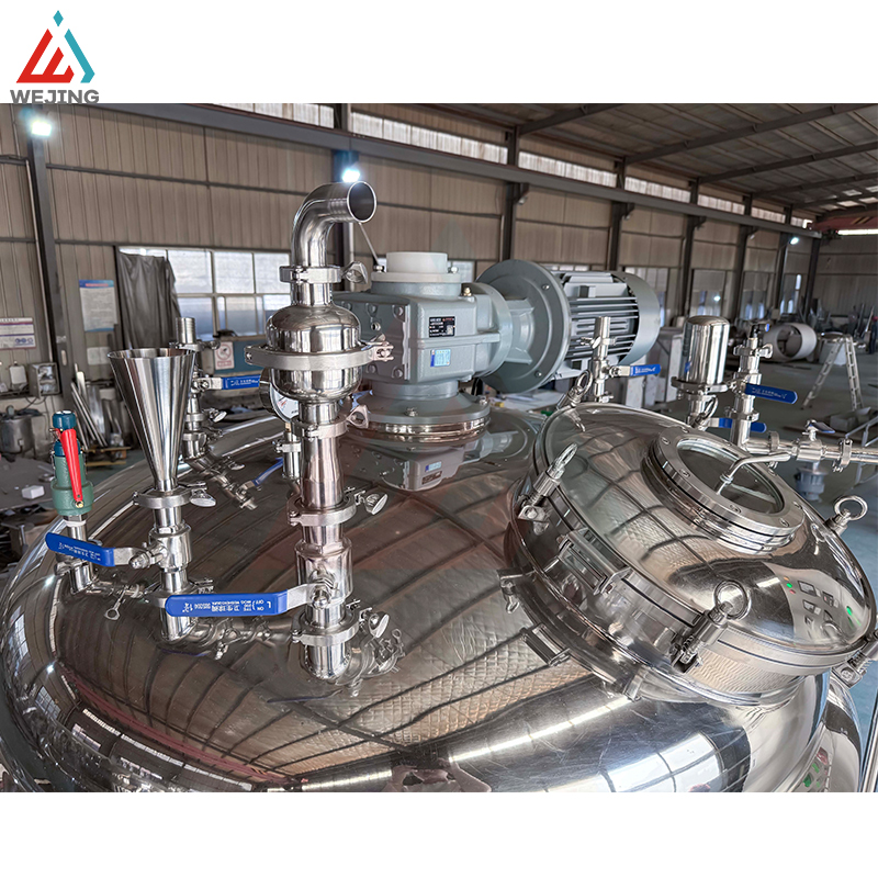 Hervidor mezclador emulsionante al vacío de 2000L con tanques de fase de agua y aceite para producción de cosméticos y lociones en crema