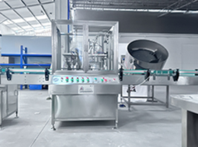 3.M&aacute;quina de llenado de l&iacute;quidos